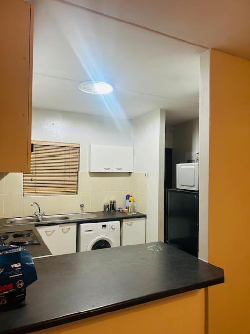 Apartment Zithelo Contractors/backpackers *